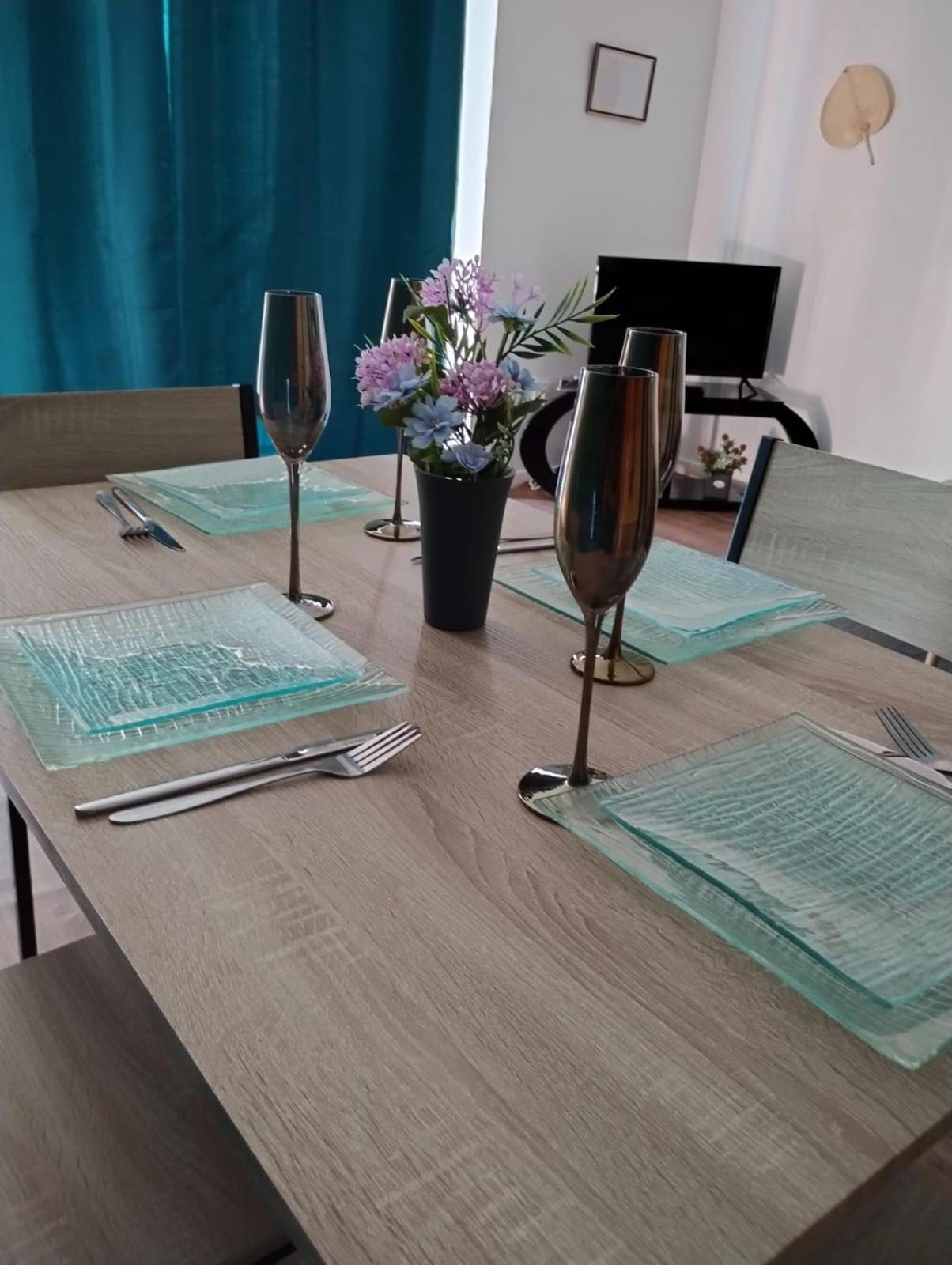 Appartement Rdc Rdc ลิมอจส์ ภายนอก รูปภาพ