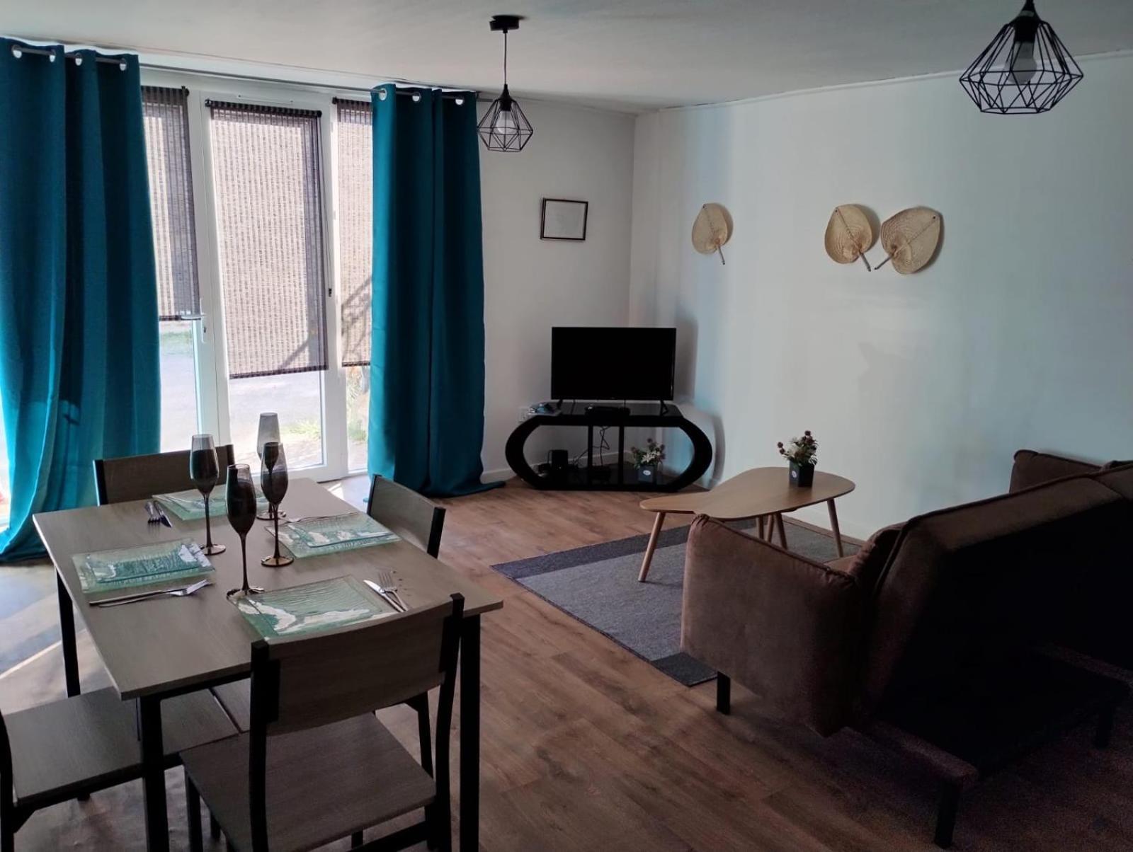 Appartement Rdc Rdc ลิมอจส์ ภายนอก รูปภาพ