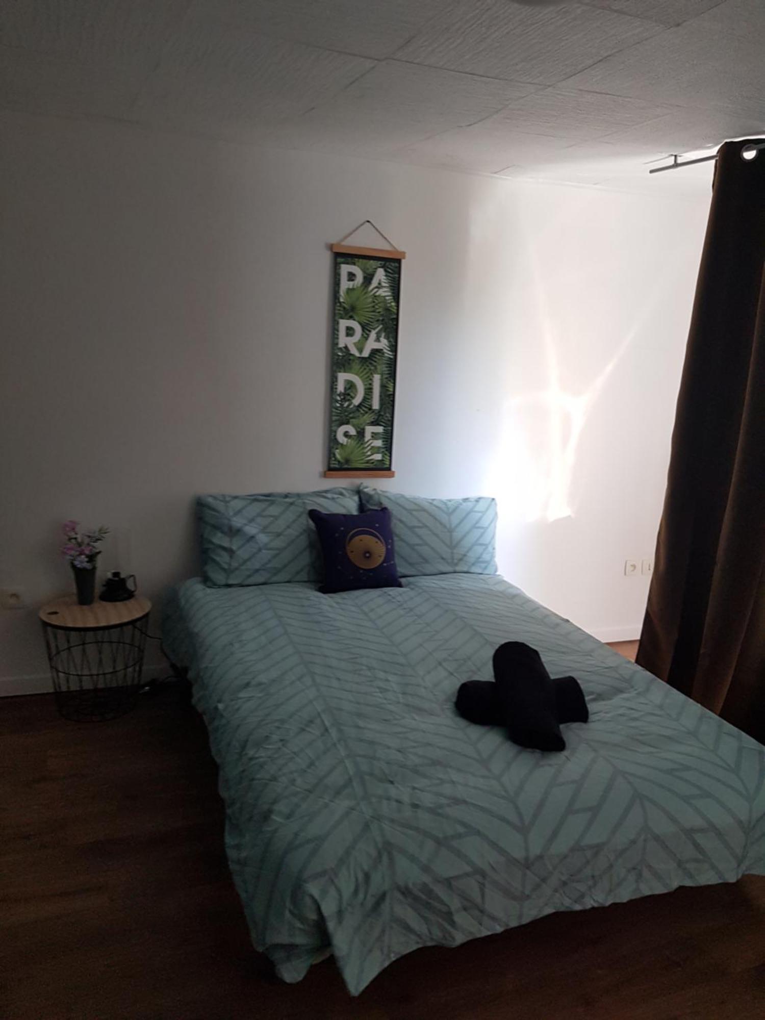 Appartement Rdc Rdc ลิมอจส์ ภายนอก รูปภาพ